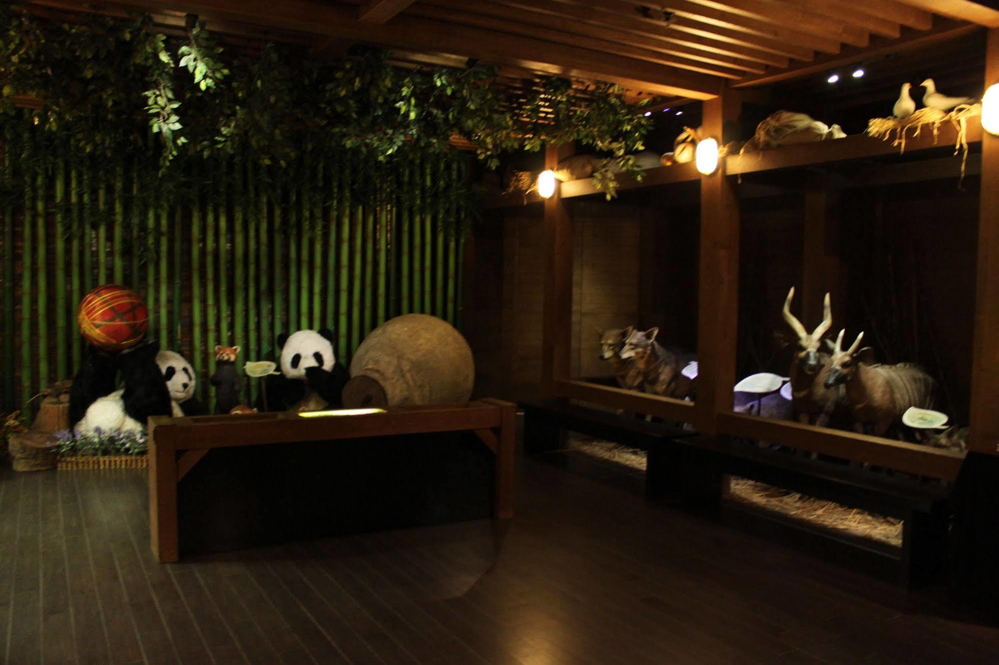 Noah'S Ark Hotel & Resort Hong Kong Exterior photo